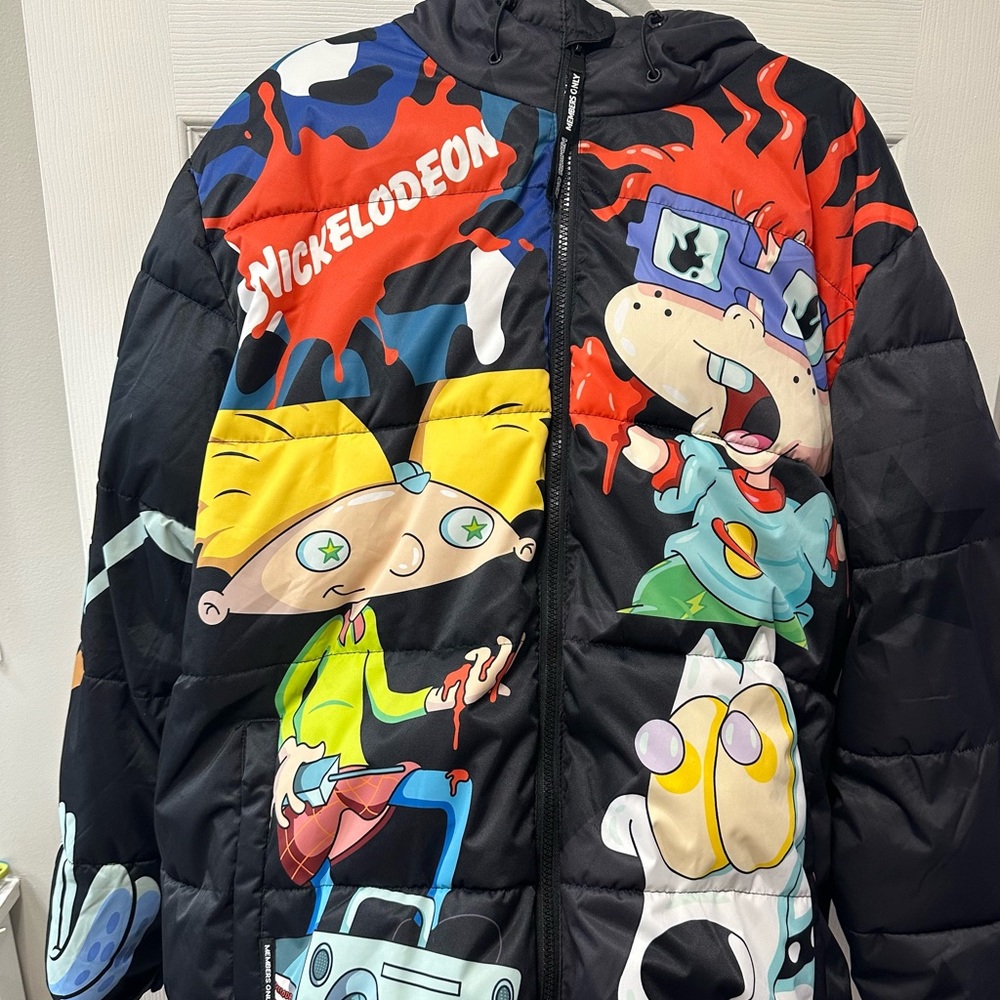 NickelodeonX Members only puffer coat xl never worn.